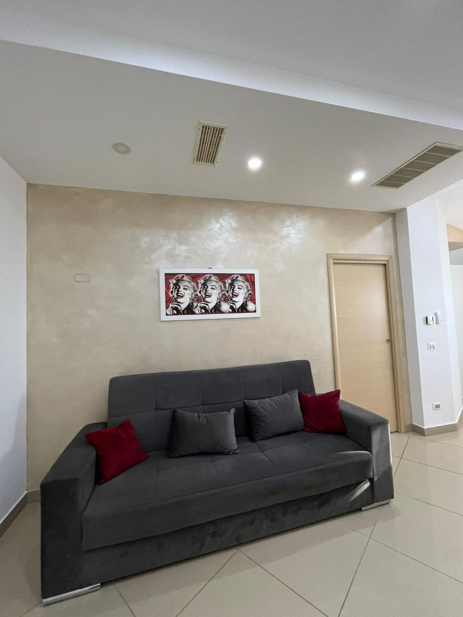 Casa Vacanza Helios Leonforte 外观 照片