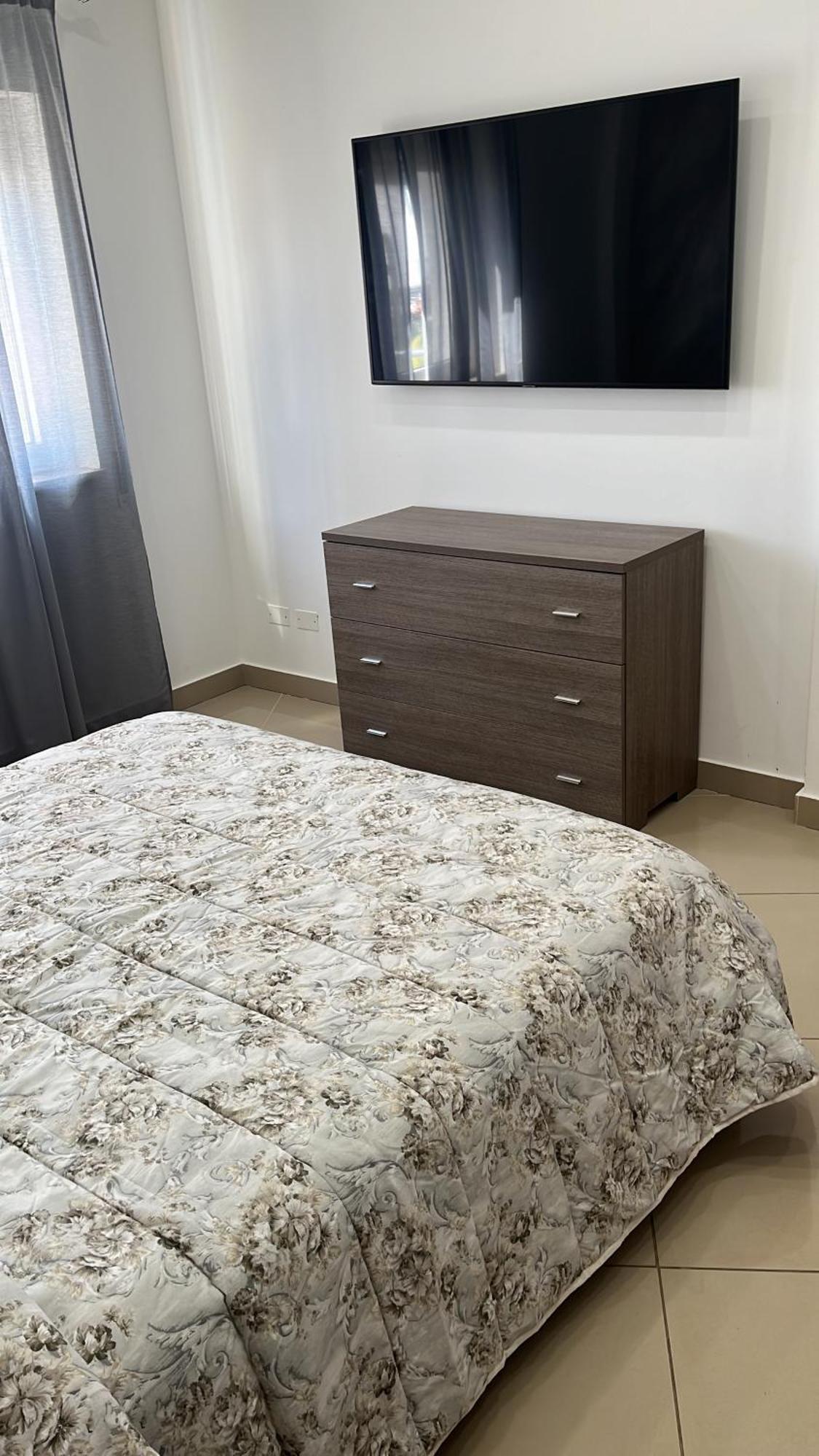Casa Vacanza Helios Leonforte 外观 照片